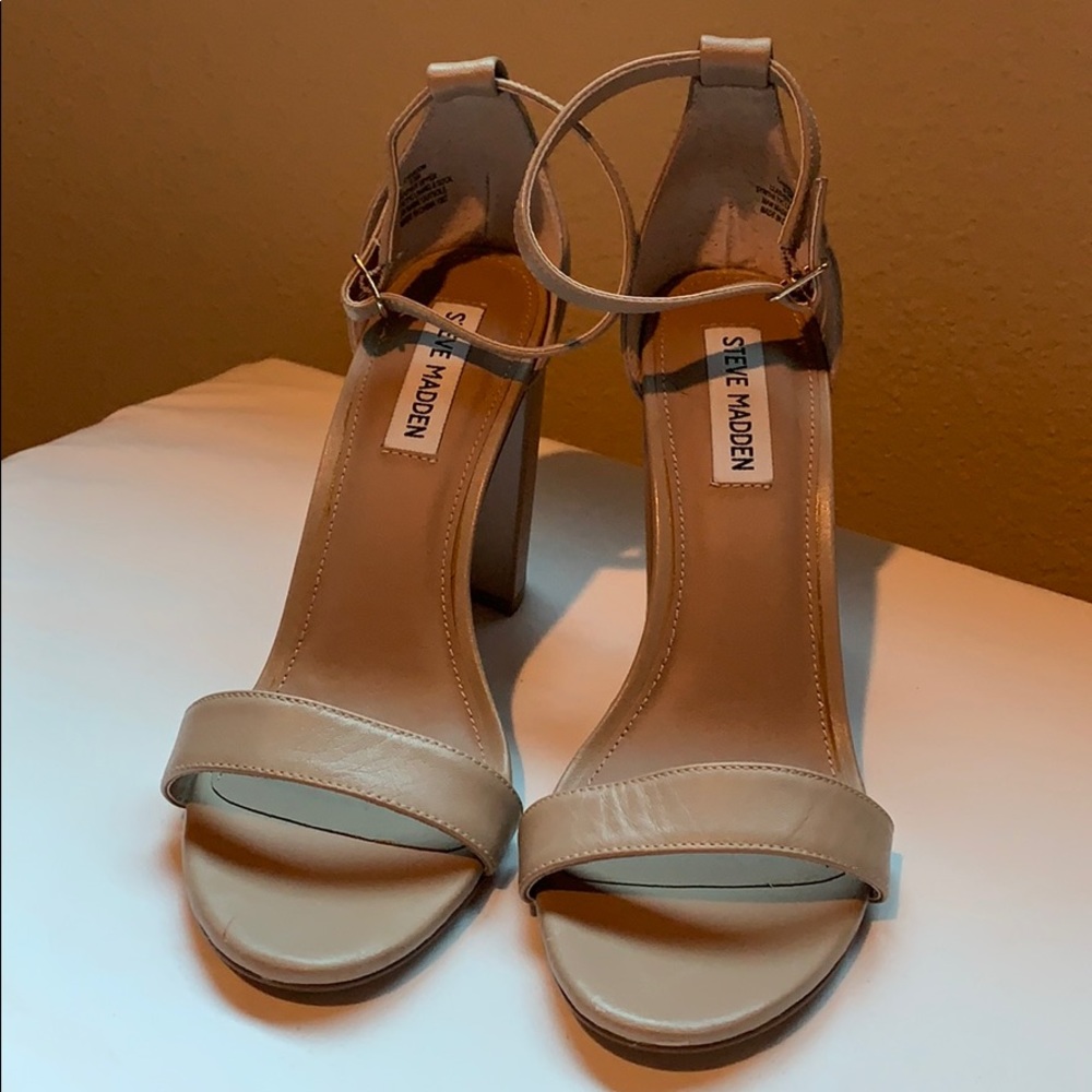 Steve madden Color nude heels Size US 8.5